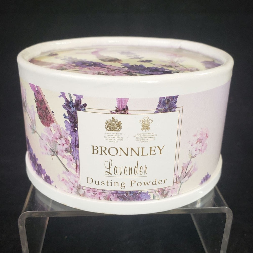 Bronnley England Lavender Dusting Body Powder NEW Grannycore